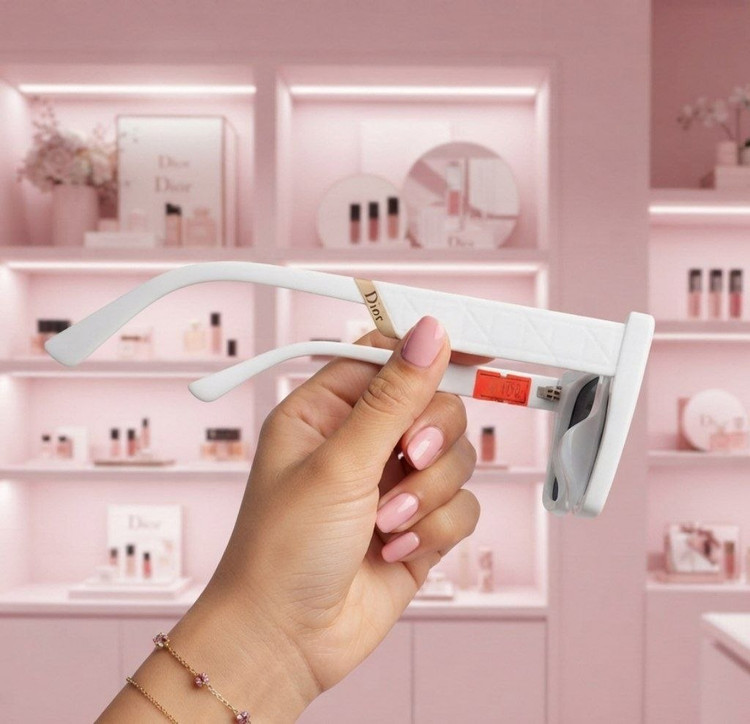 خرید عینک آفتابی زنانه و دخترانه مدل دیور (Dior) فریم سفید | عینک لاکچری با فیلتر UV400